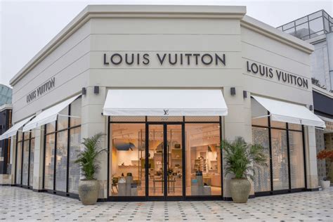 louis vuitton lima|Louis Vuitton stores peru.